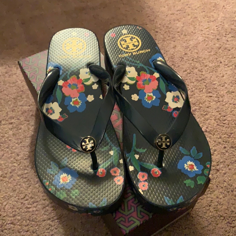 Tory Burch wedge flip flop
